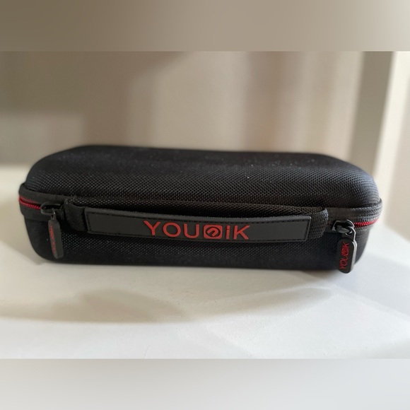 NS Switch Carrying Case with 2 Pack Screen Protector by Younik - Picture 4 of 7